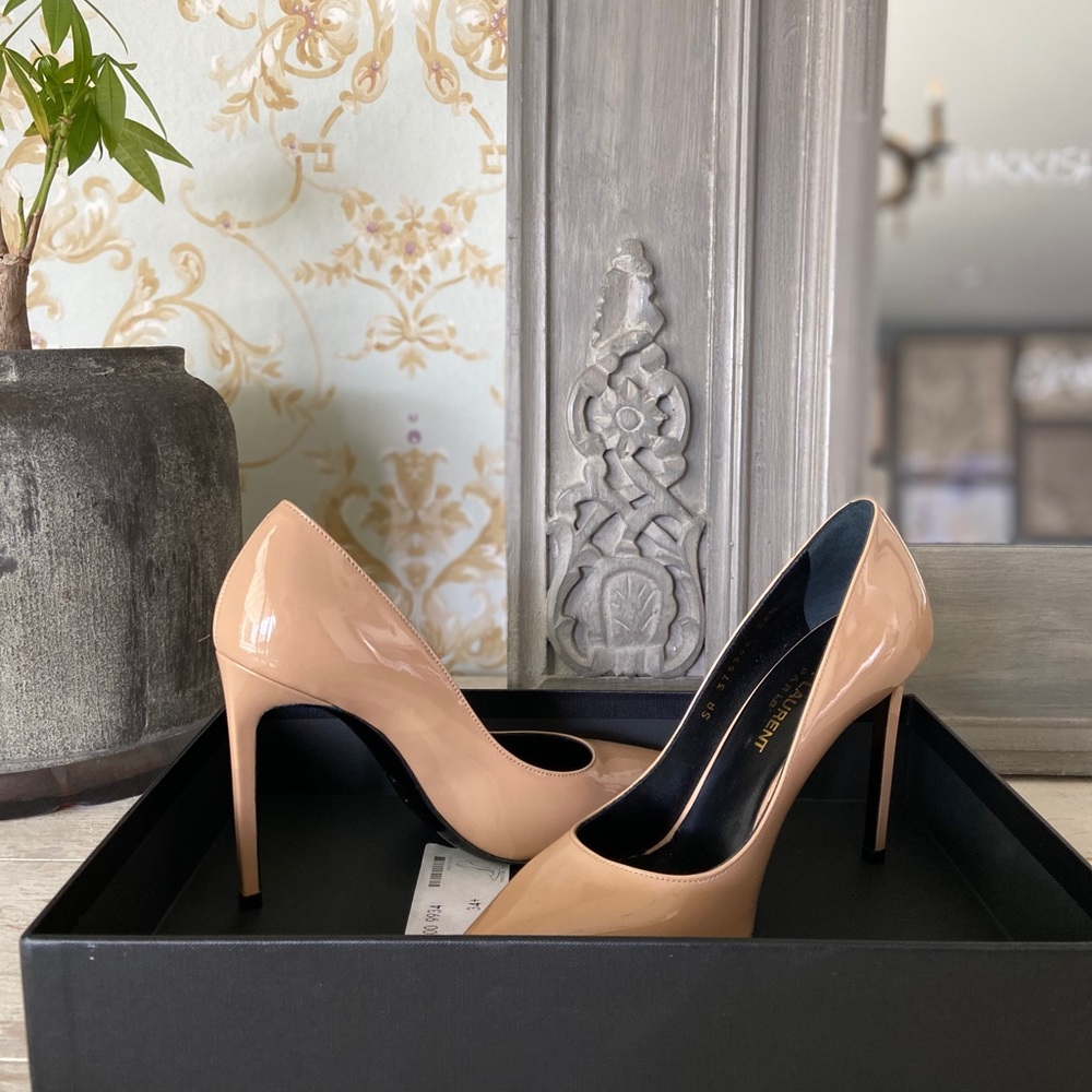Nude Saint Laurent Paris Patent Pumps Size 5